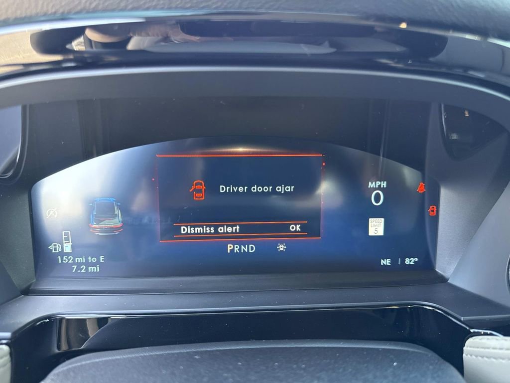 New 2026 Lincoln Corsair Premiere image 27