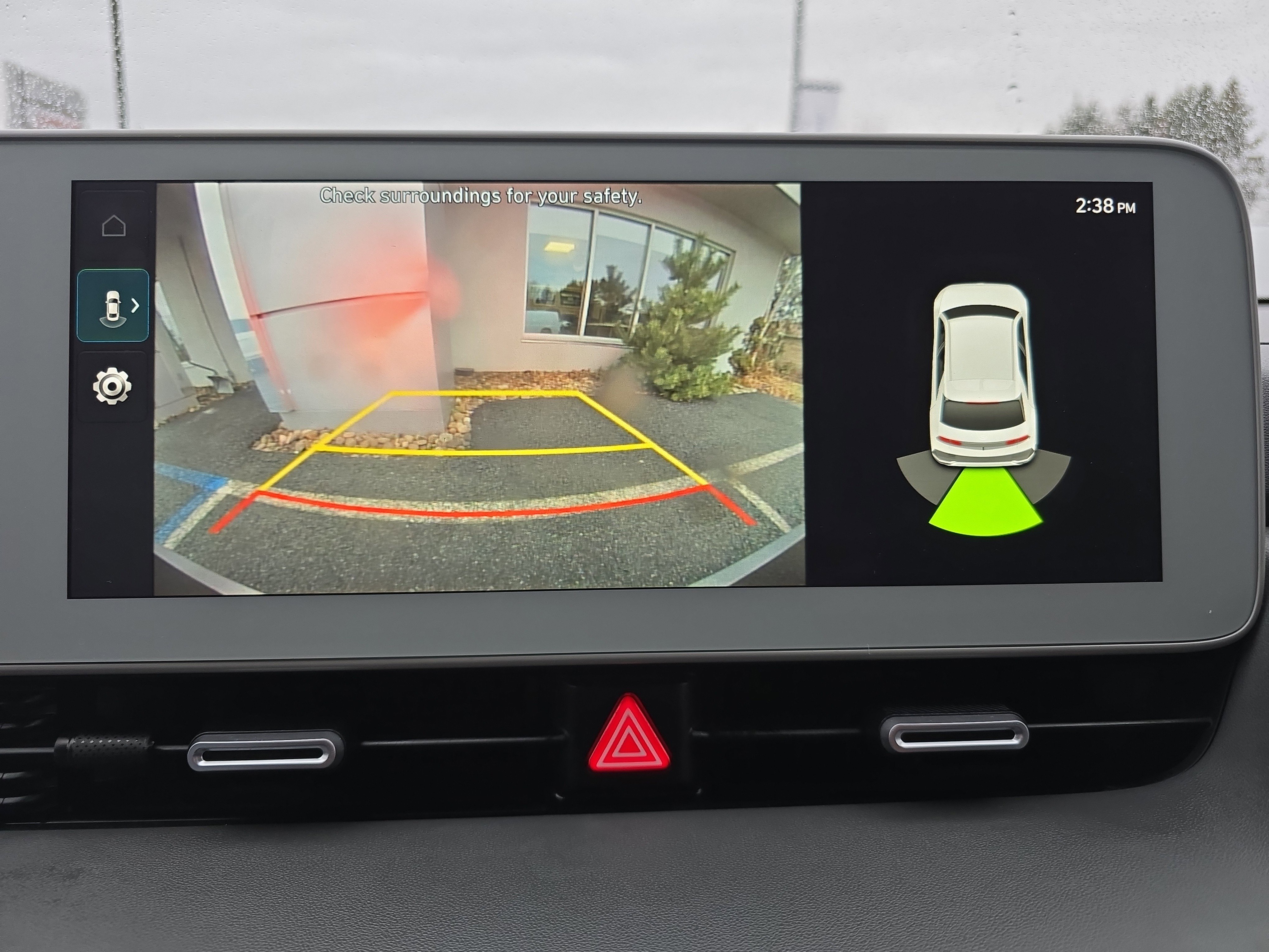 Used 2022 Hyundai Ioniq 5 SE w/ Cargo Package image 28