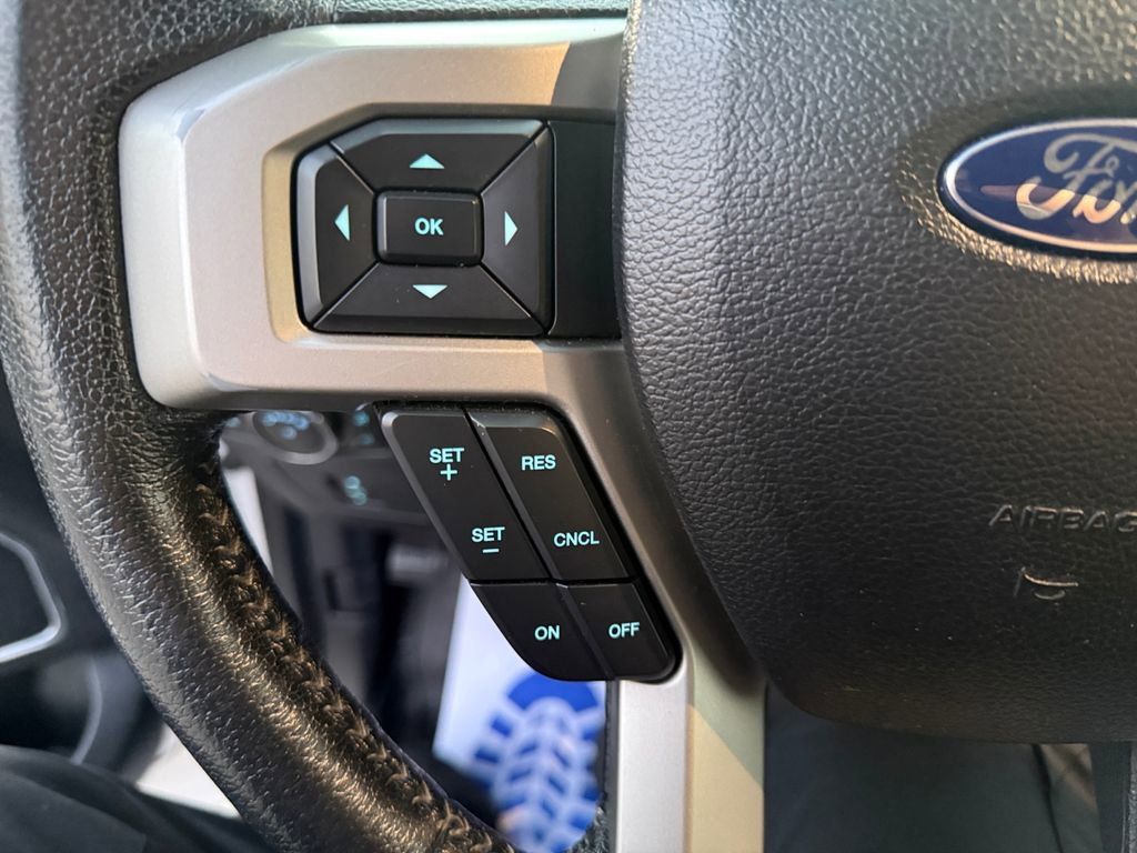 Used 2015 Ford F150 Lariat image 17