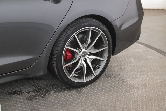 Used 2020 Genesis G70 3.3T image 14
