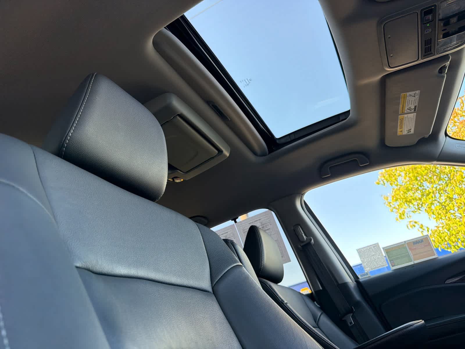 Used 2022 Honda Pilot Touring image 19