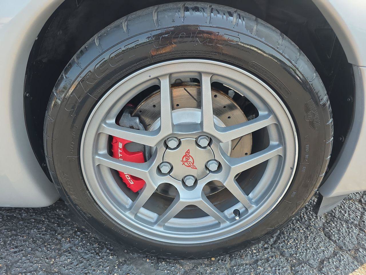 Used 2001 Chevrolet Corvette Z06 RWD image 16