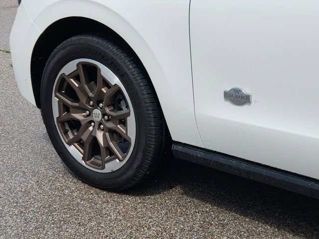 Used 2025 Ford Expedition Max King Ranch AWD/4WD image 6