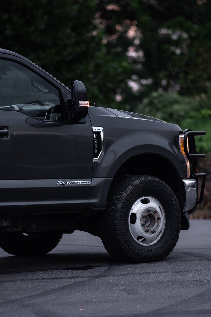 Used 2017 Ford F350 Lariat w/ FX4 Off-Road Package AWD/4WD image 16