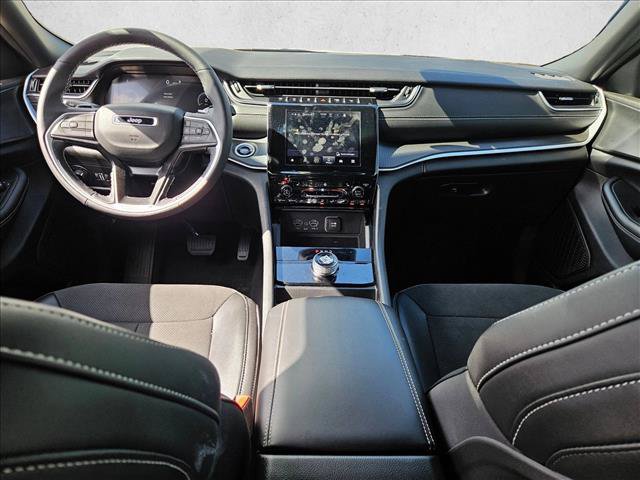New 2025 Jeep Grand Cherokee L Altitude RWD image 14