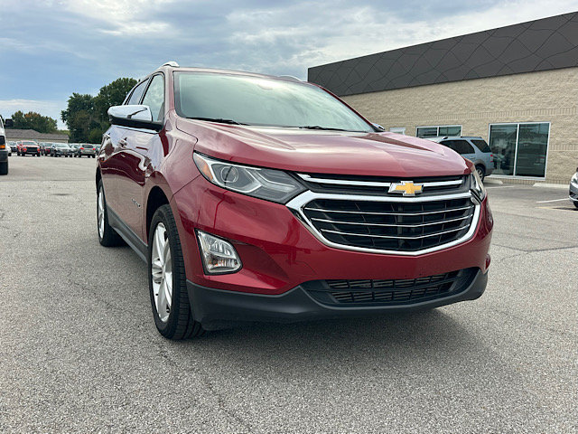 Used 2018 Chevrolet Equinox Premier FWD image 17
