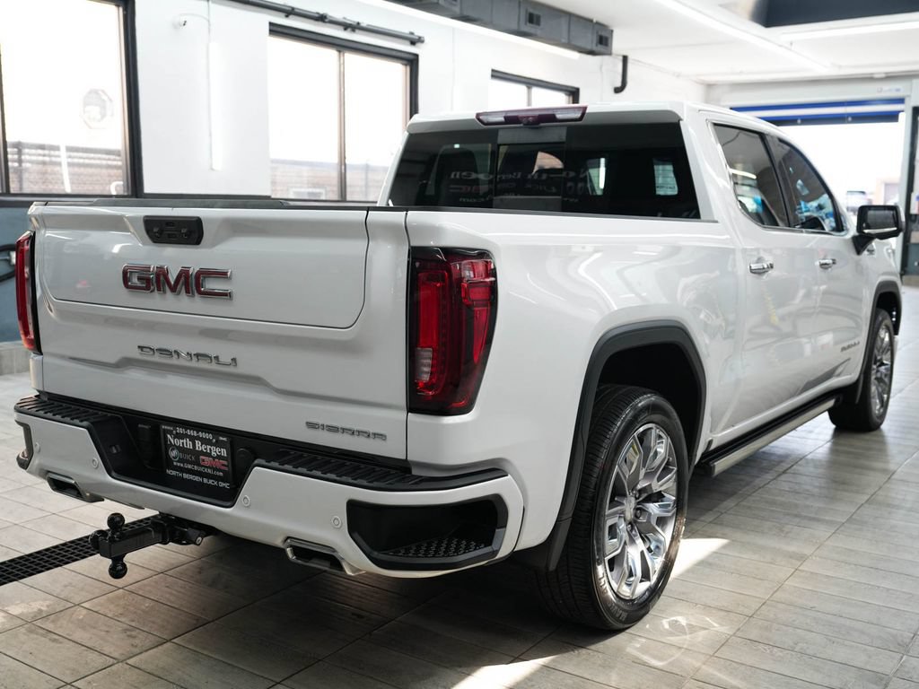 Used 2023 GMC Sierra 1500 Denali w/ Denali Reserve Package AWD/4WD image 8