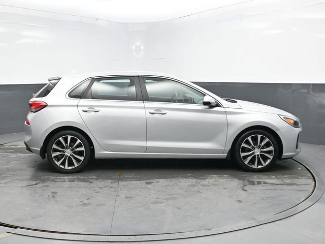 Used 2018 Hyundai Elantra GT FWD image 8