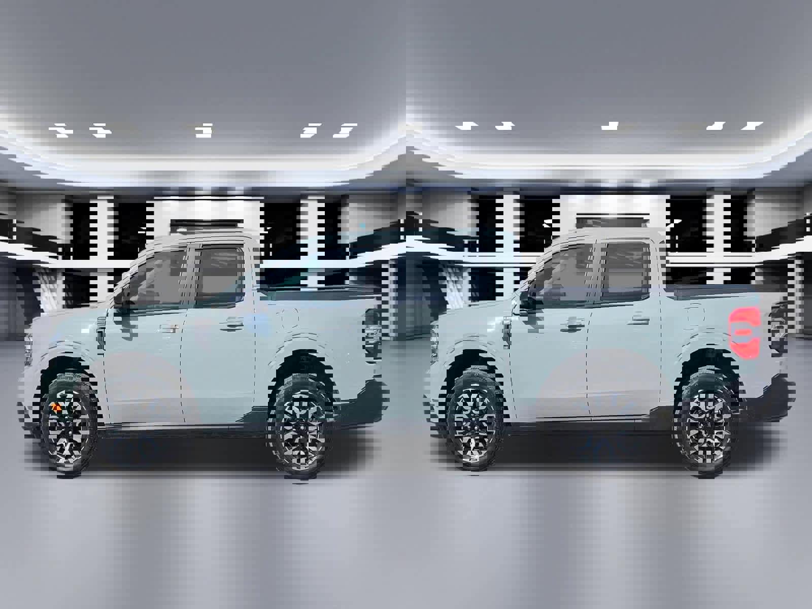 Used 2024 Ford Maverick Lariat image 3