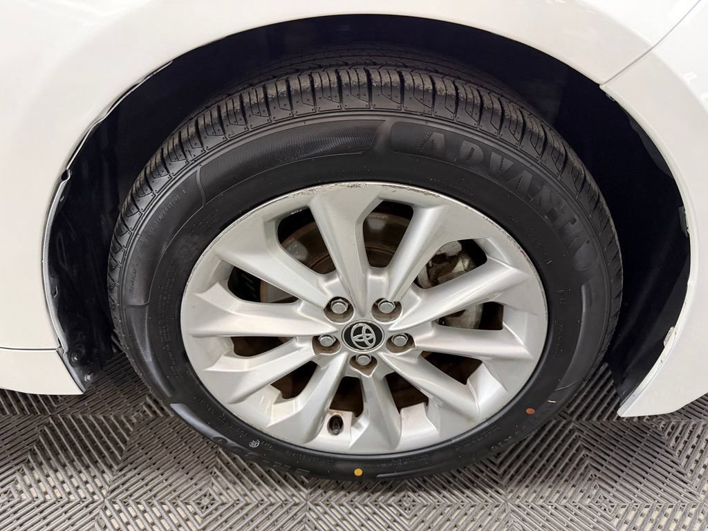 Used 2020 Toyota Corolla XLE w/ Carpet Mat Package (TMS) FWD image 18