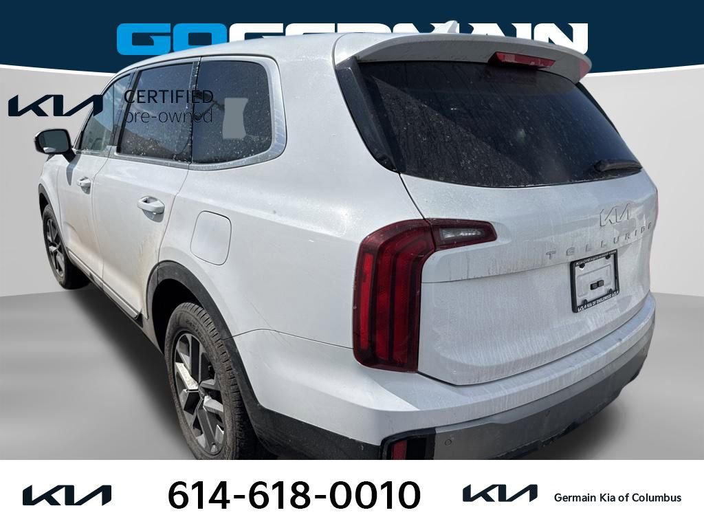 Certified 2024 Kia Telluride LX image 4