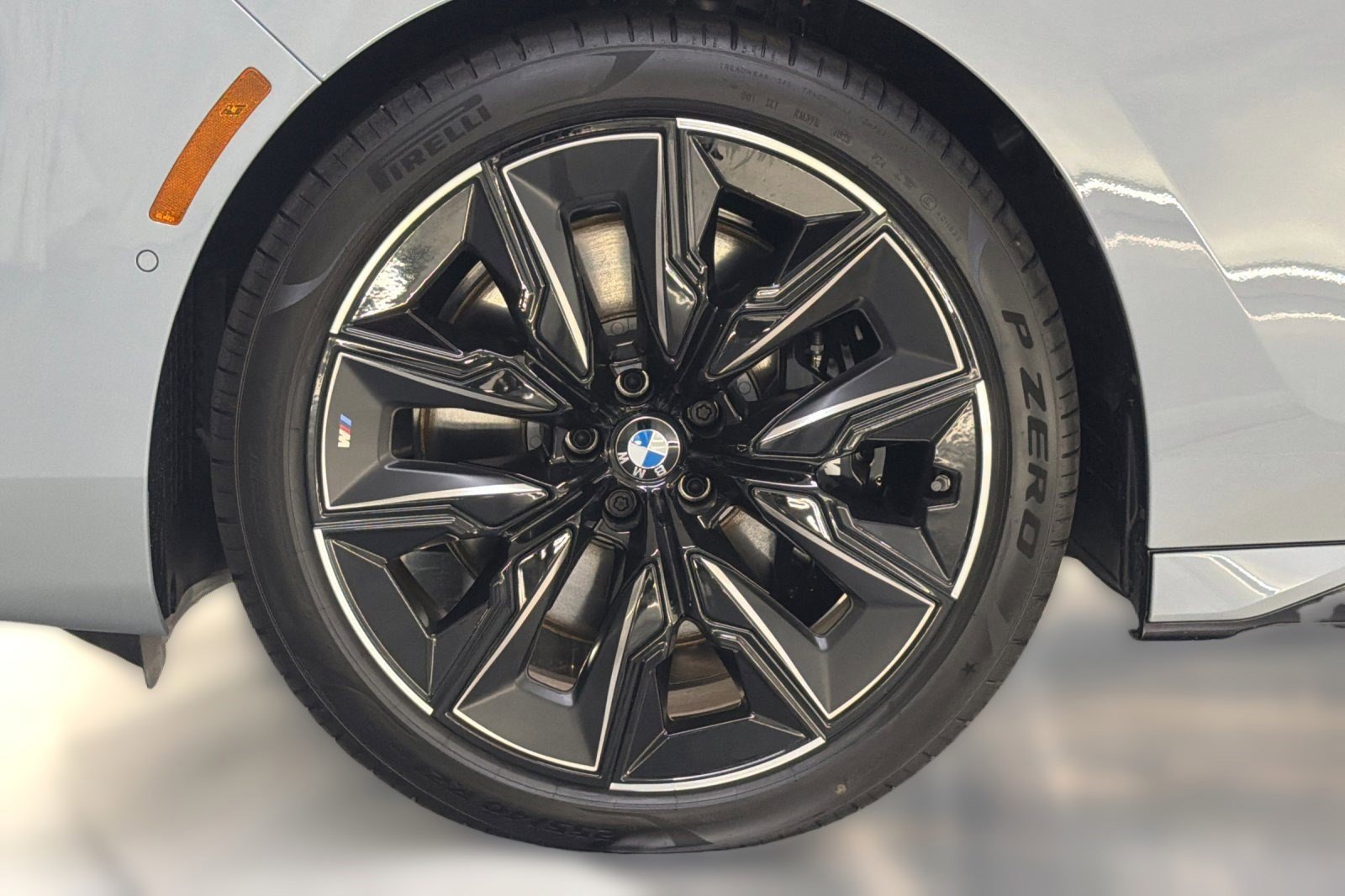 New 2026 BMW 740i w/ Premium Package image 12