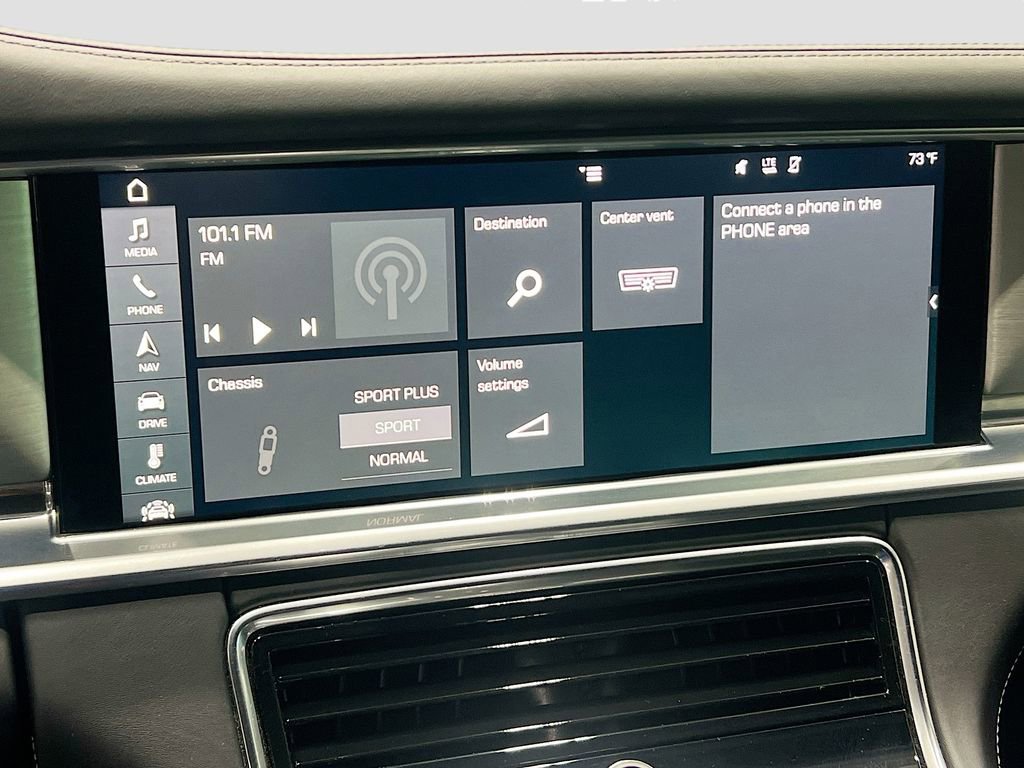 Used 2017 Porsche Panamera 4S image 33