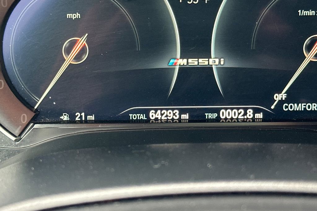Used 2018 BMW M550i xDrive AWD/4WD image 30