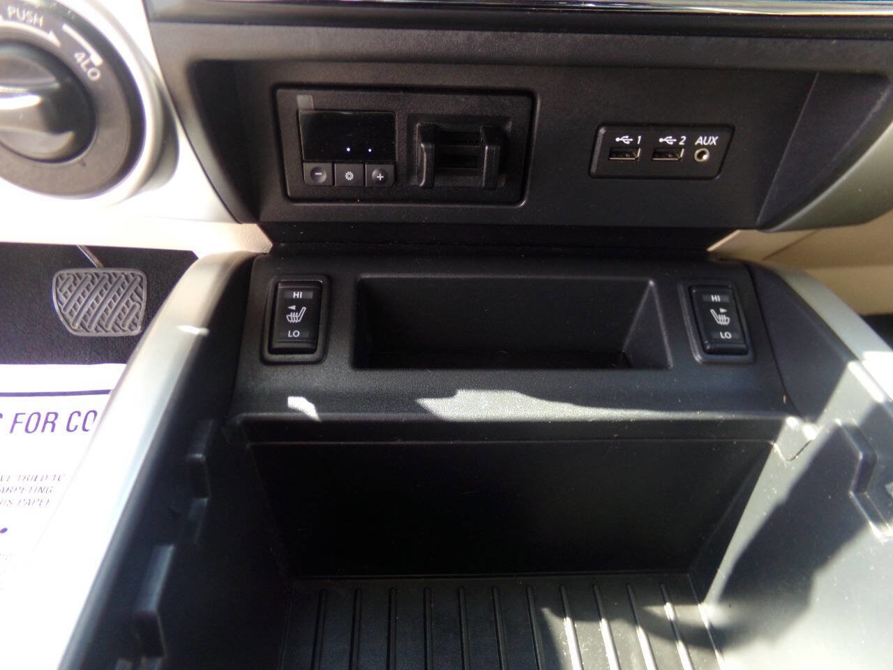 Used 2019 Nissan Titan SL image 35