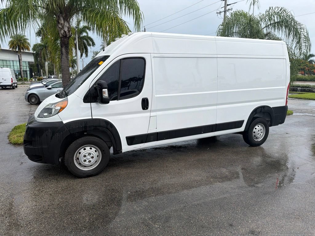 Used 2018 RAM ProMaster 2500 FWD image 2
