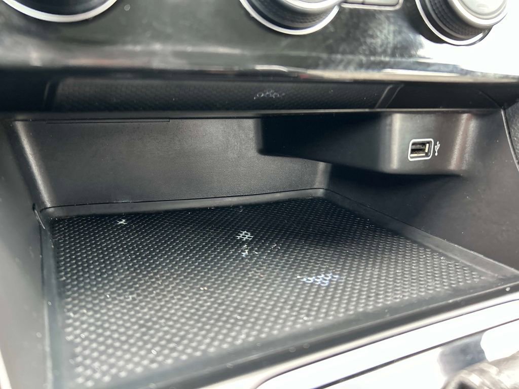 Used 2019 Volkswagen Jetta R-Line FWD image 34