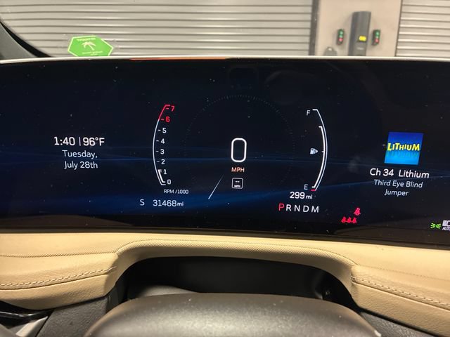 Certified 2024 Cadillac XT4 Luxury w/ Cold Weather Package FWD image 15
