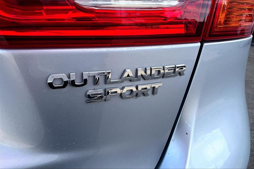Used 2017 Mitsubishi Outlander Sport ES FWD image 8