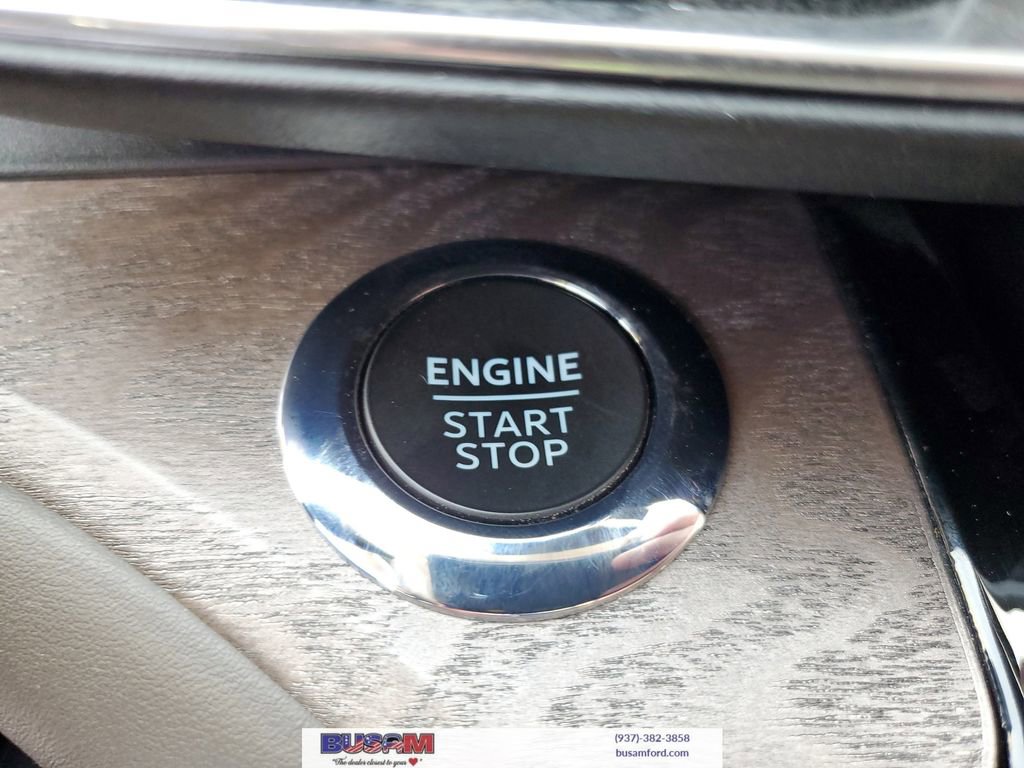 Certified 2022 Ford Explorer Platinum w/ Equipment Group 601A image 31