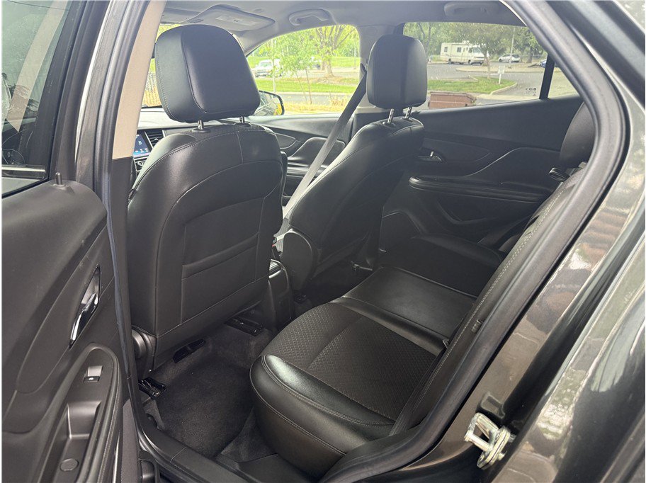 Used 2017 Buick Encore Preferred image 9
