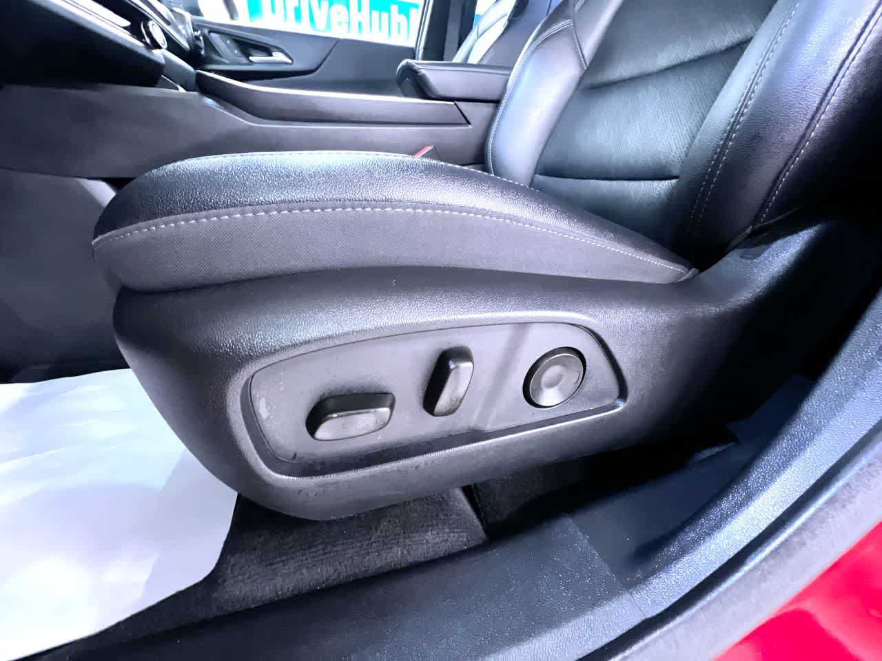 Used 2025 Chevrolet Equinox LT w/ Convenience Package II FWD image 13
