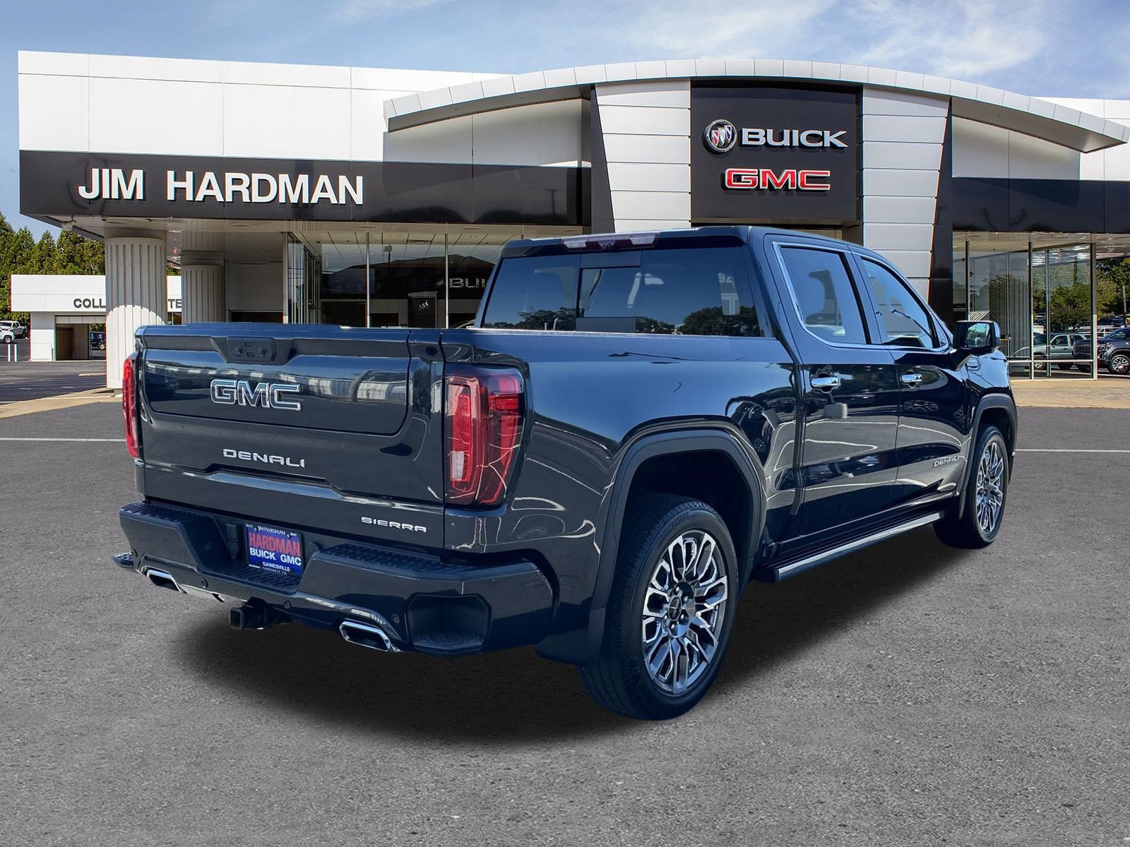 Used 2023 GMC Sierra 1500 Denali Ultimate AWD/4WD image 7