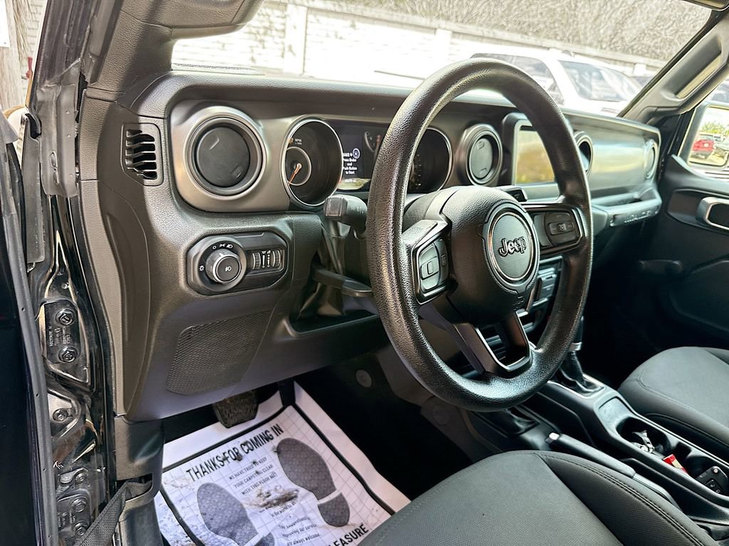Used 2022 Jeep Wrangler Unlimited Sport image 10