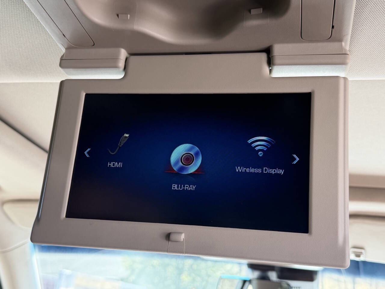 Used 2019 Cadillac Escalade ESV Luxury image 31