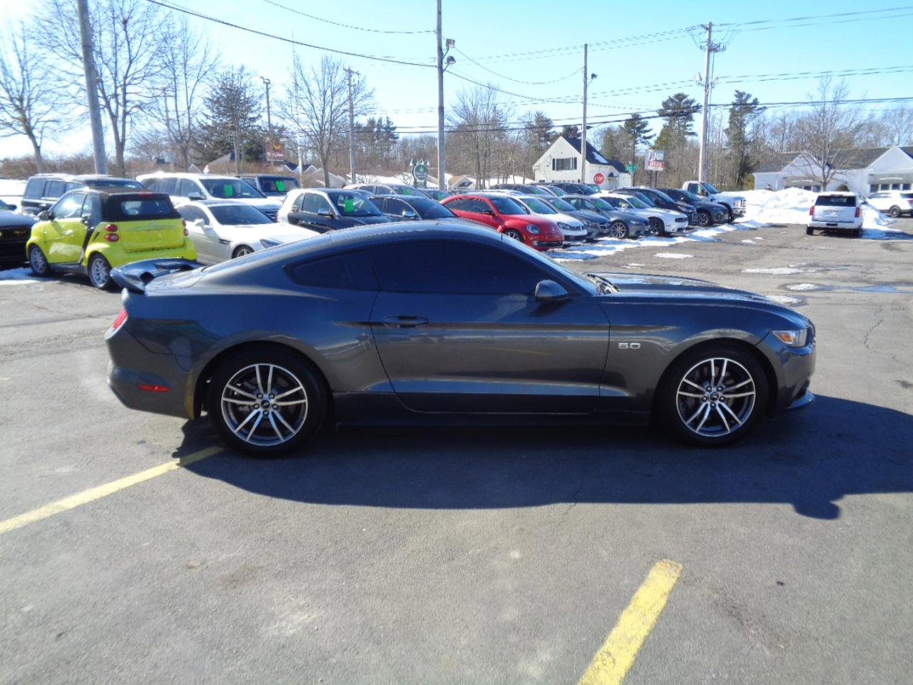 Used 2016 Ford Mustang GT image 15