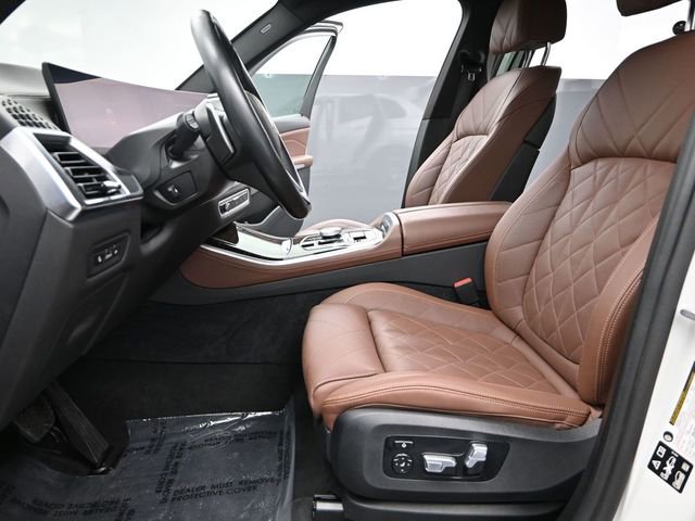Used 2025 BMW X5 xDrive40i image 16