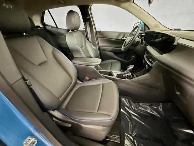 Used 2025 Buick Encore GX Sport Touring w/ Advanced Technology Package FWD image 26