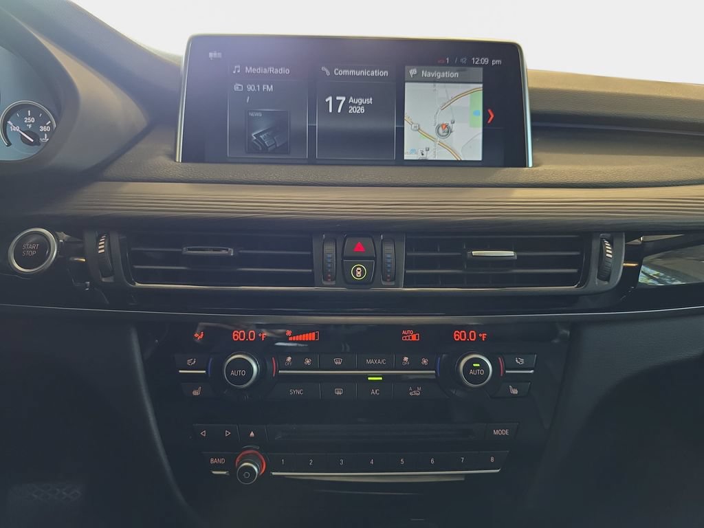Used 2018 BMW X5 xDrive40e AWD/4WD image 23