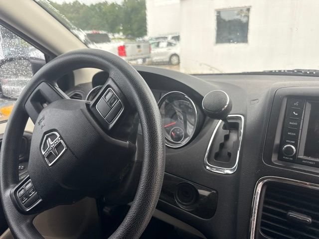 Used 2018 Dodge Grand Caravan SE FWD image 44