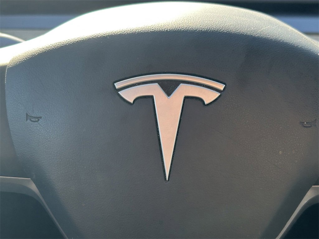 Used 2020 Tesla Model Y Long Range image 29