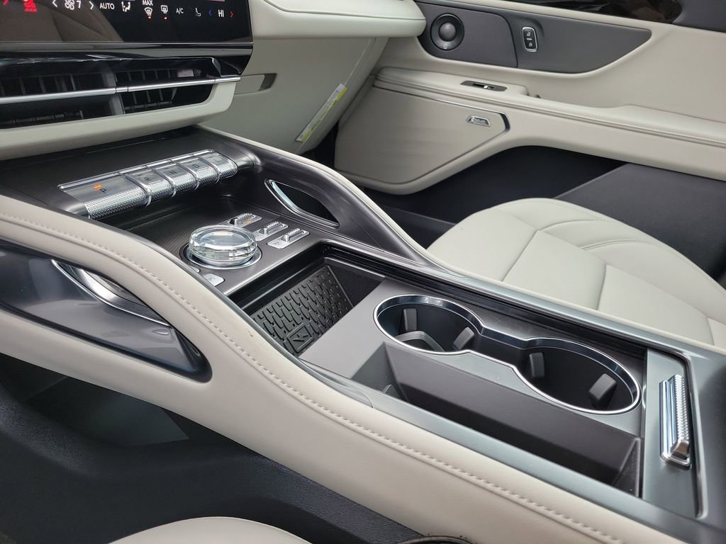 New 2026 Lincoln Nautilus Premier w/ Equipment Group 102A image 29