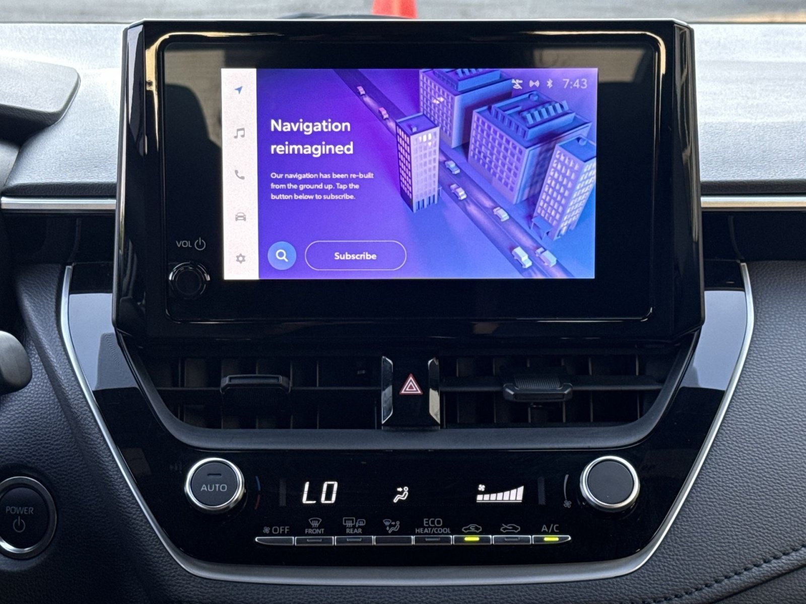 Used 2025 Toyota Corolla SE FWD image 20