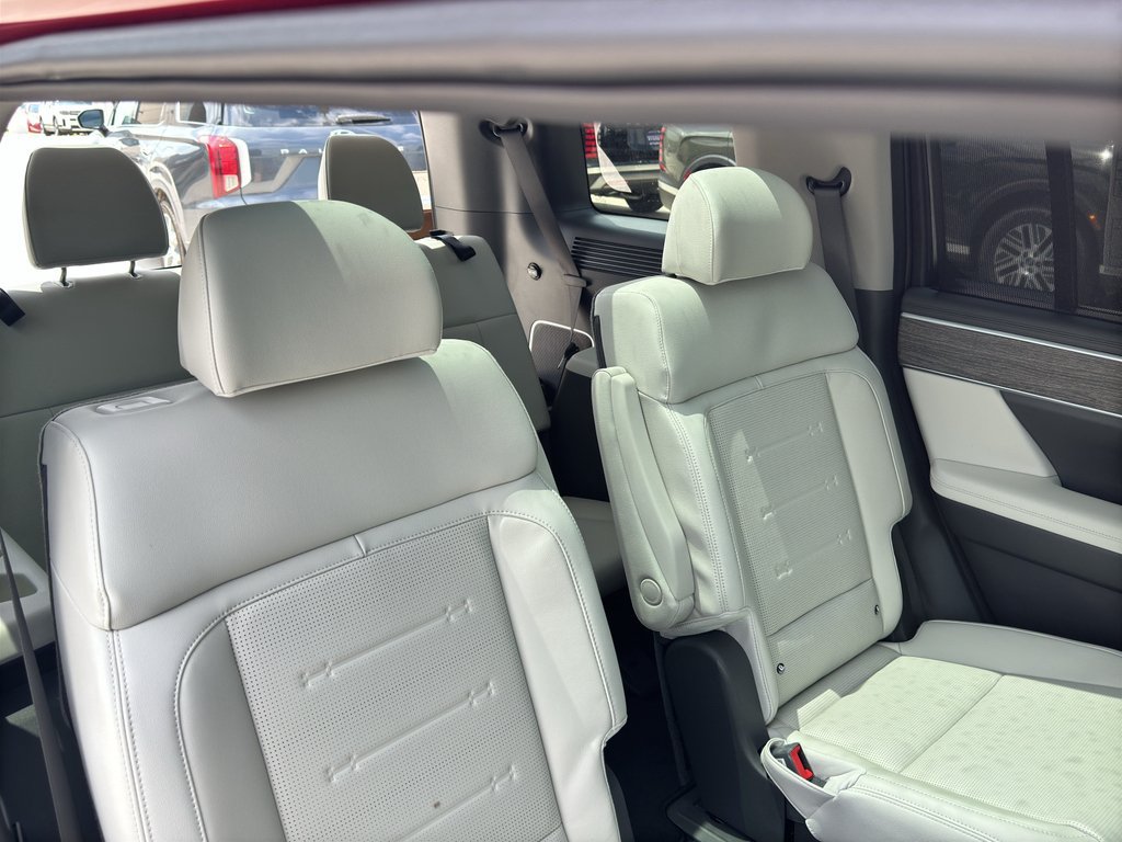 New 2026 Hyundai Santa Fe Limited AWD/4WD image 36