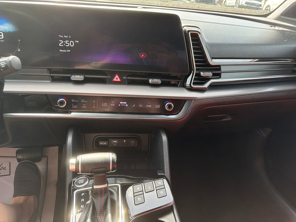 Certified 2023 Kia Sportage SX image 13