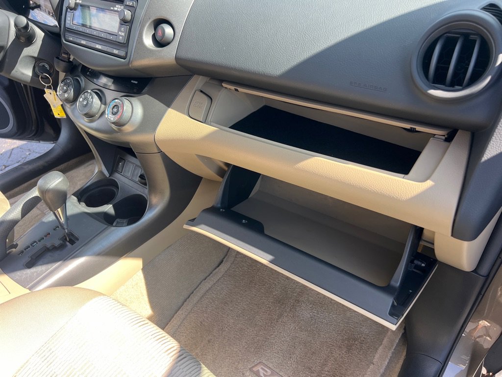 Used 2012 Toyota RAV4 4WD w/ Value Pkg image 20