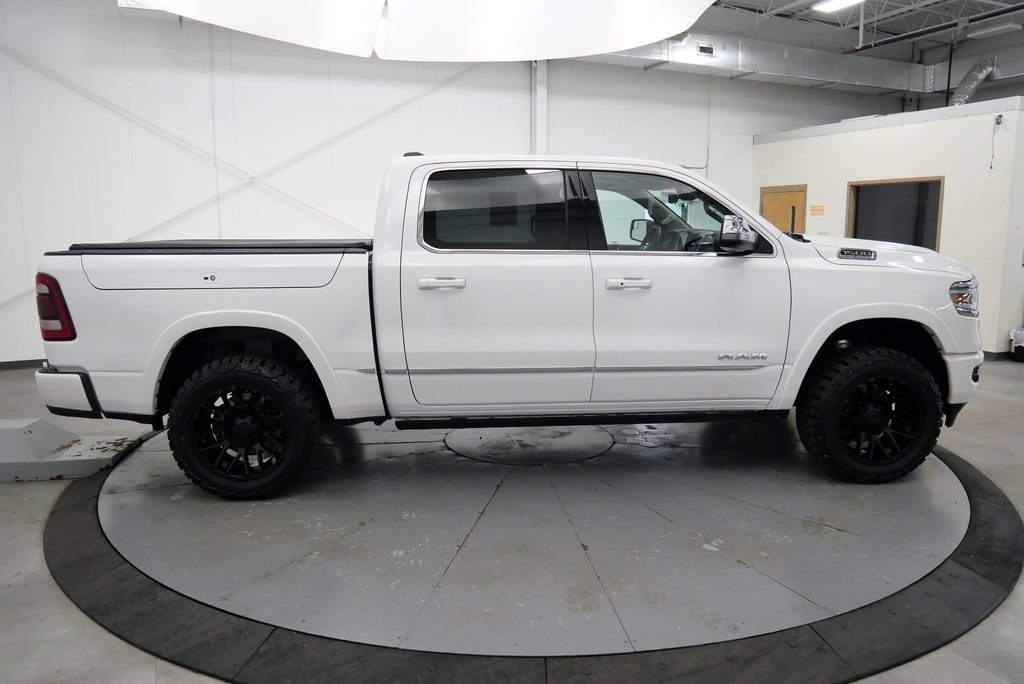 Used 2024 RAM 1500 Limited AWD/4WD image 8