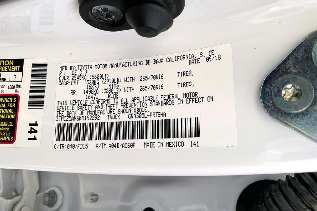 Used 2019 Toyota Tacoma TRD Off-Road w/ Technology Package AWD/4WD image 14