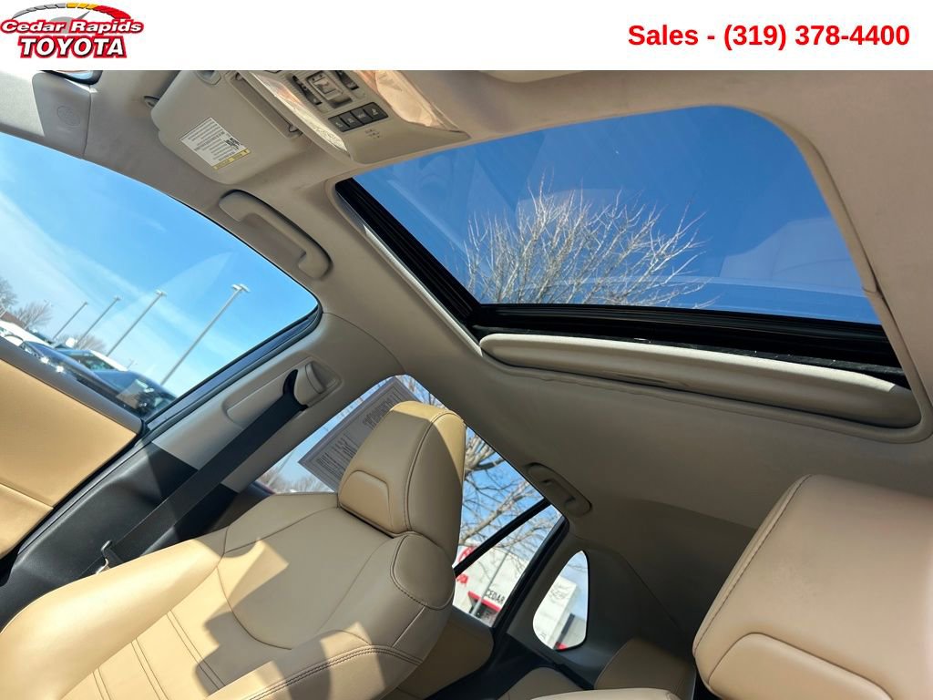 Certified 2020 Toyota RAV4 XLE Premium image 23