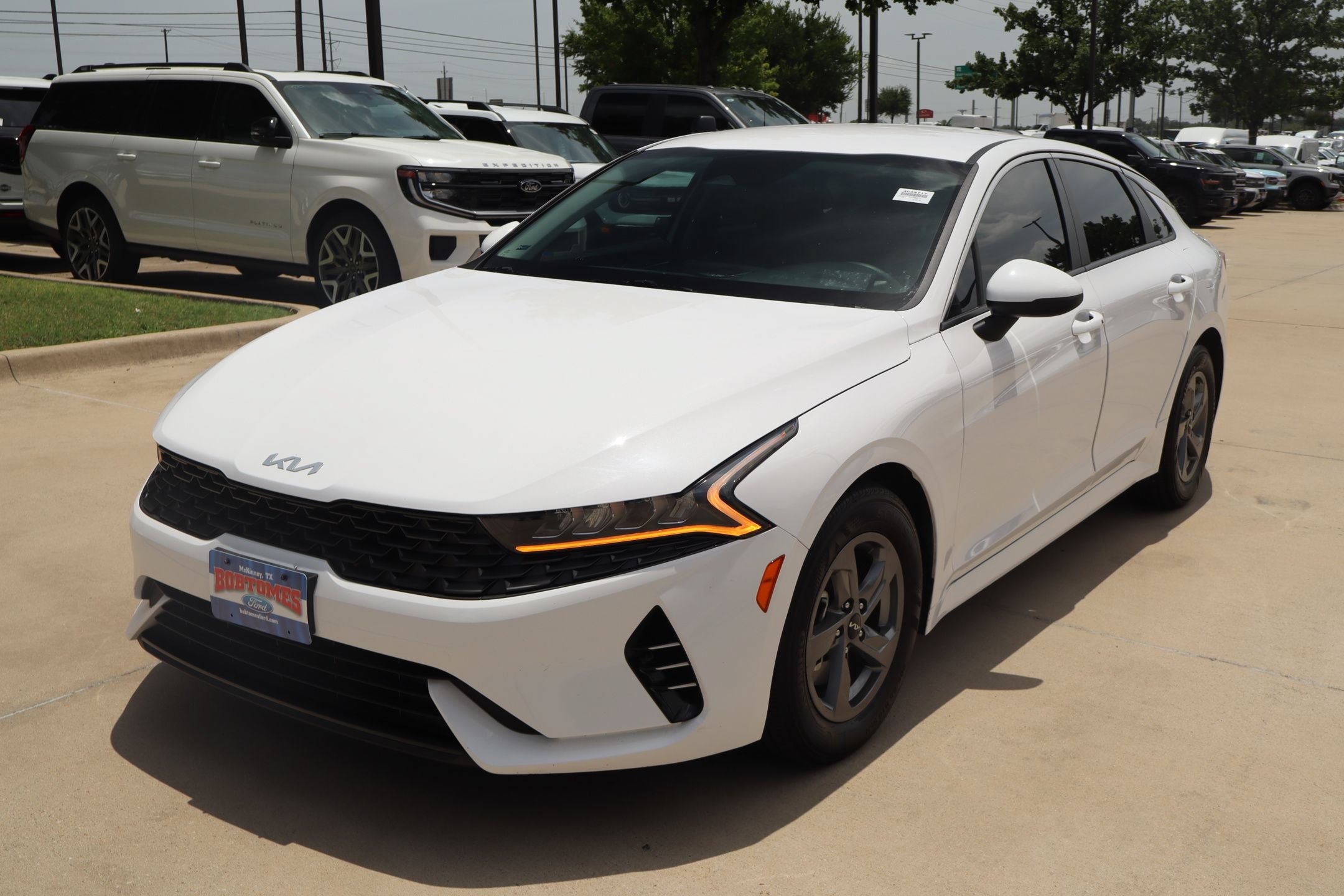 Used 2024 Kia K5 LXS FWD image 8