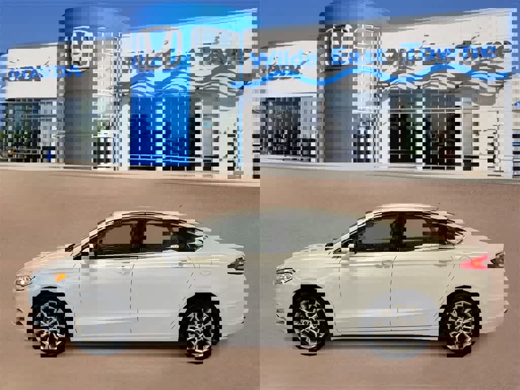 Used 2017 Ford Fusion SE image 5