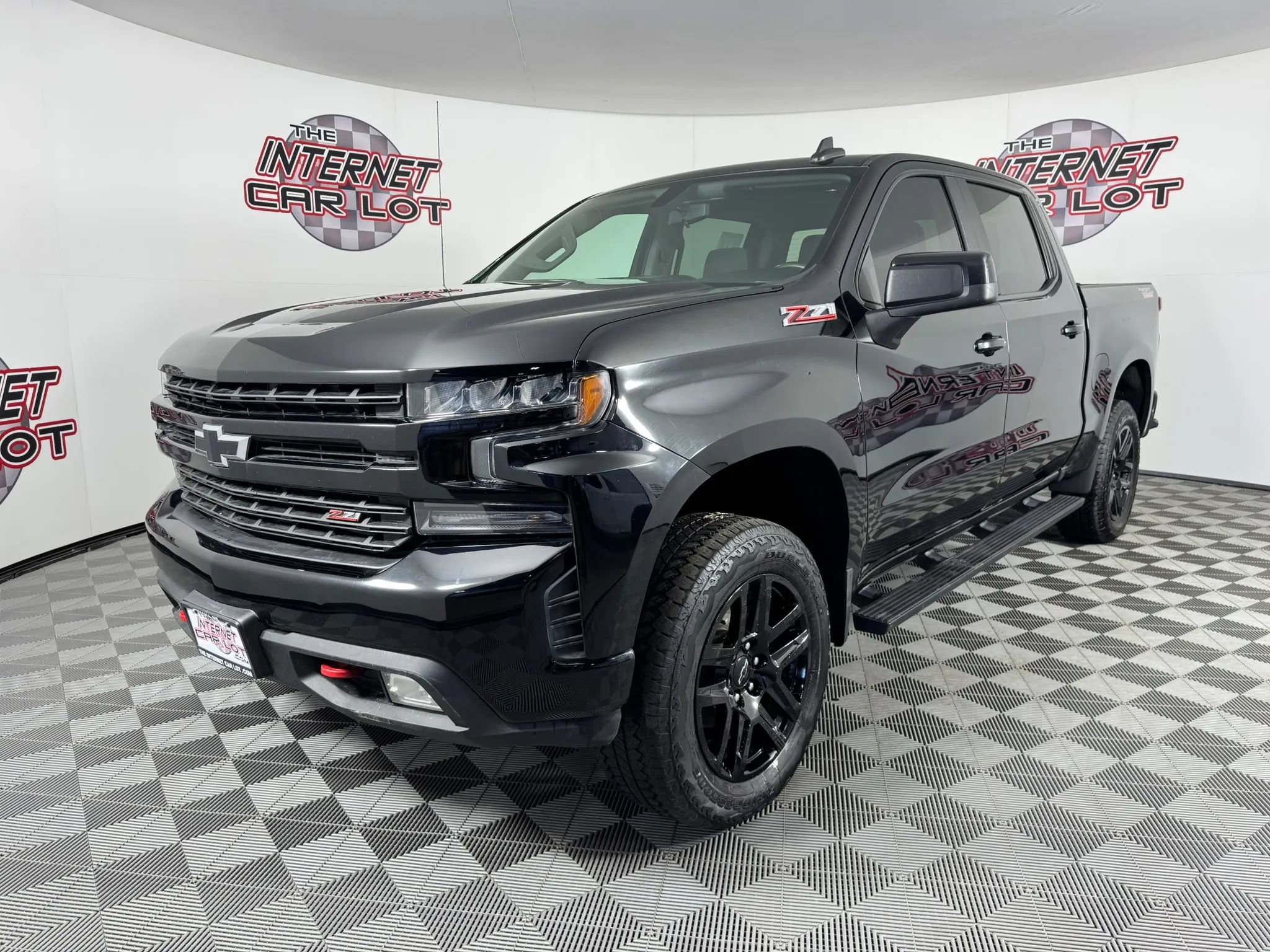 Used 2021 Chevrolet Silverado 1500 LT Trail Boss AWD/4WD image 3