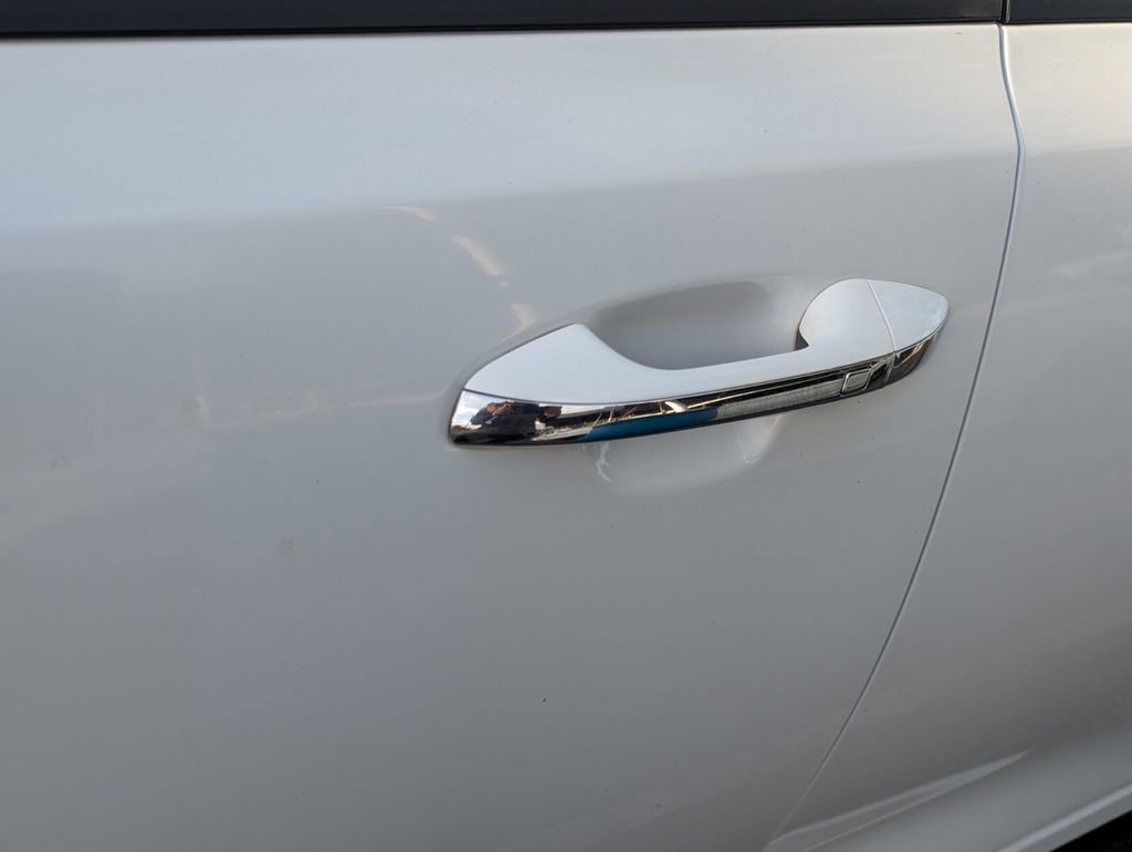 Used 2020 Kia Optima S image 8