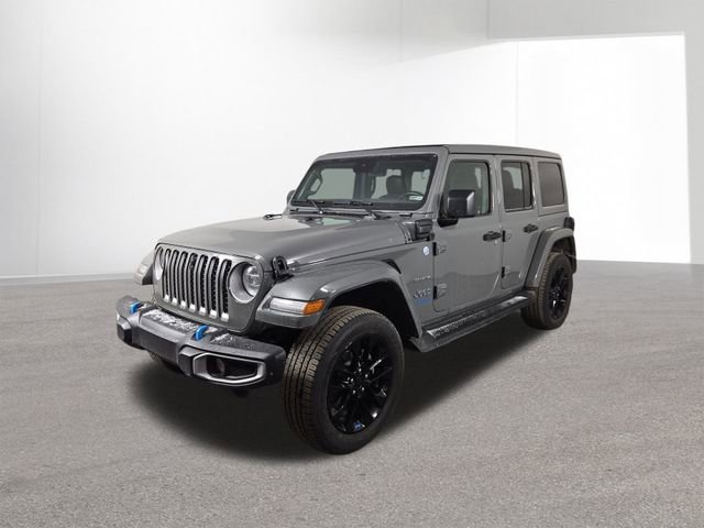 Used 2022 Jeep Wrangler Unlimited Sahara w/ Cold Weather Group image 2