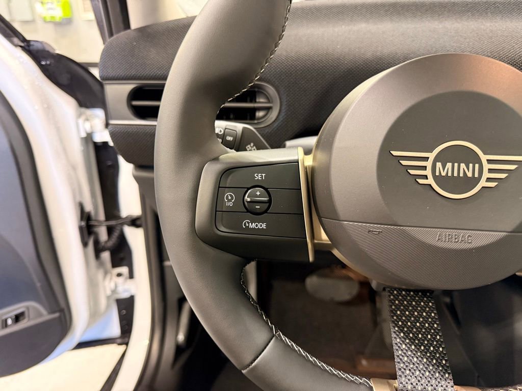 Used 2025 MINI Cooper S image 13