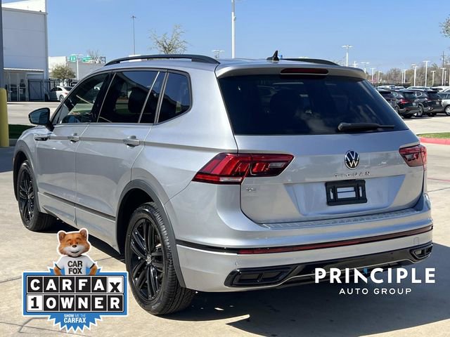 Certified 2022 Volkswagen Tiguan SE R-Line image 10